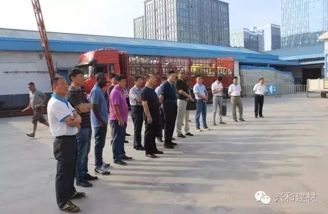 新浦|记事|湖北省住建厅、设计院领导及专家一行 莅临星河集团参观指导